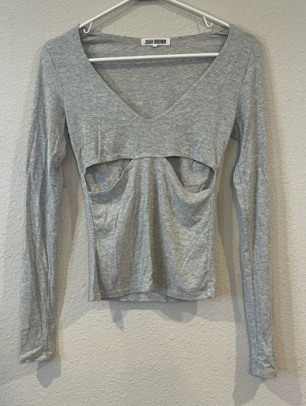 JOAH BROWN Womens Light Grey Fitted Cut Out Long Sleeve Ribbed Top Shirt SZ S/M